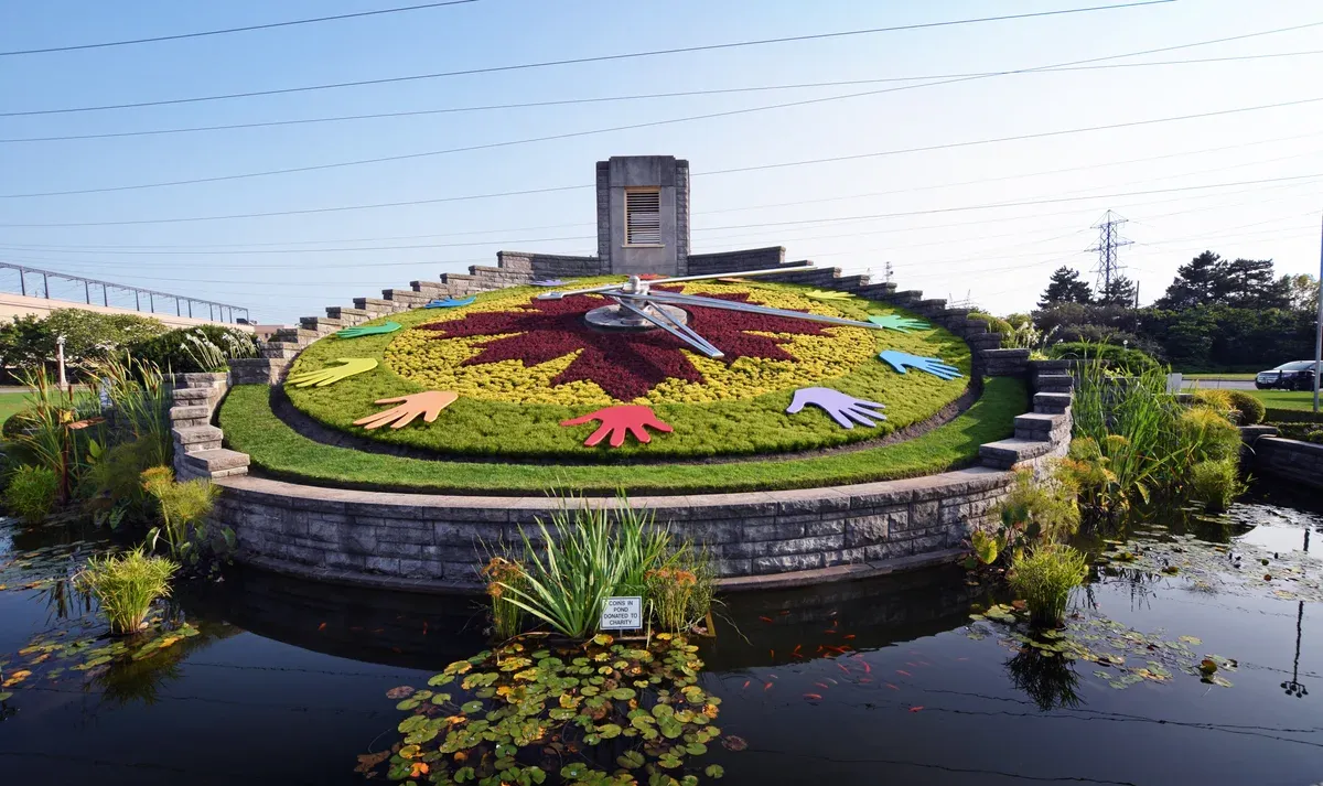 The Niagara Parks Floral Clock on the Niagara Parkway on a Niagara Falls tour from Toronto